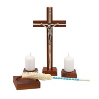 Komplet  kríž  so svietnikmi